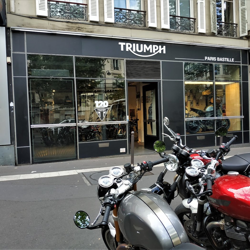 Triumph Paris Bastille 2