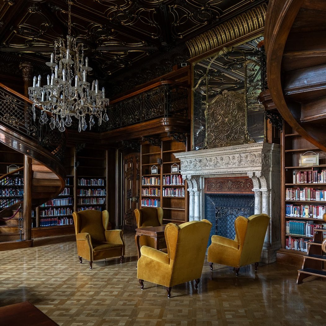 Metropolitan Ervin Szabó Library 1