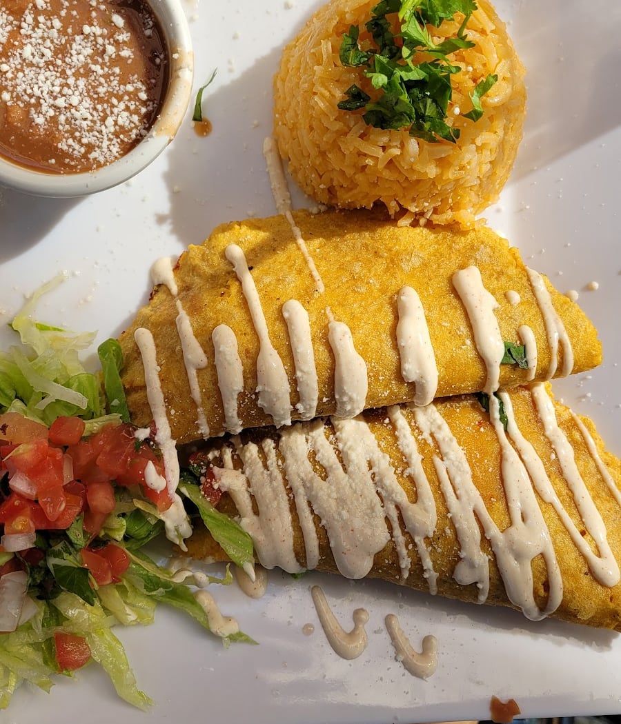 La Cabaña Nightclub Bar & Grill 3