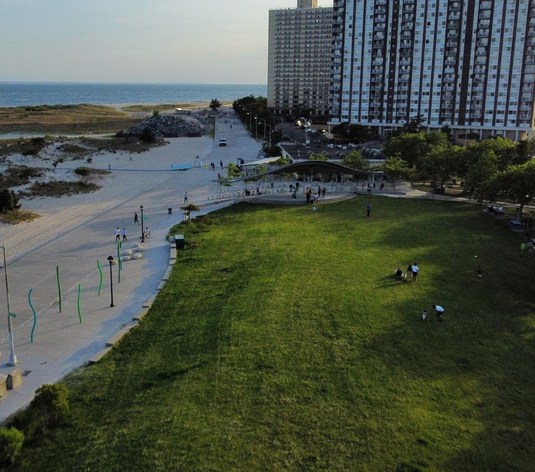 Beach 17th Street Amphitheater 2