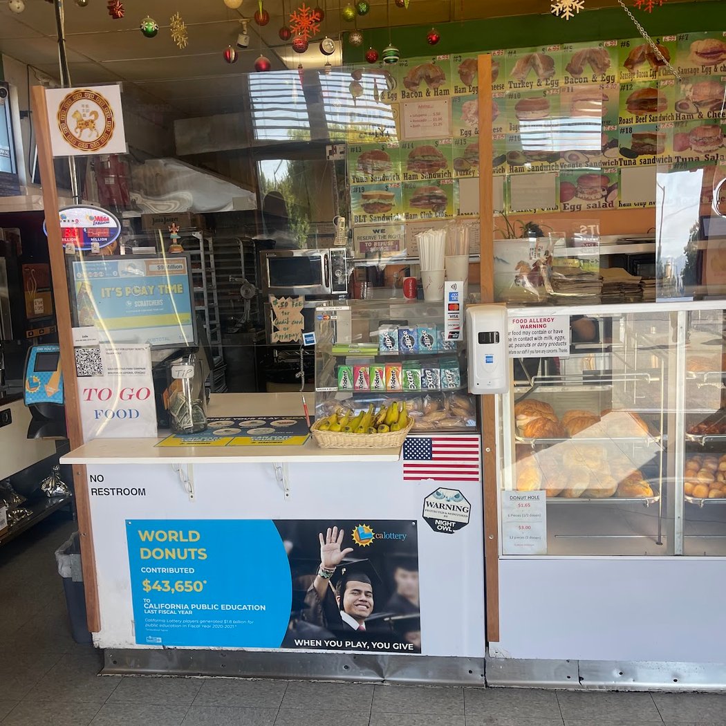 World Donuts 'n Ice Cream 2
