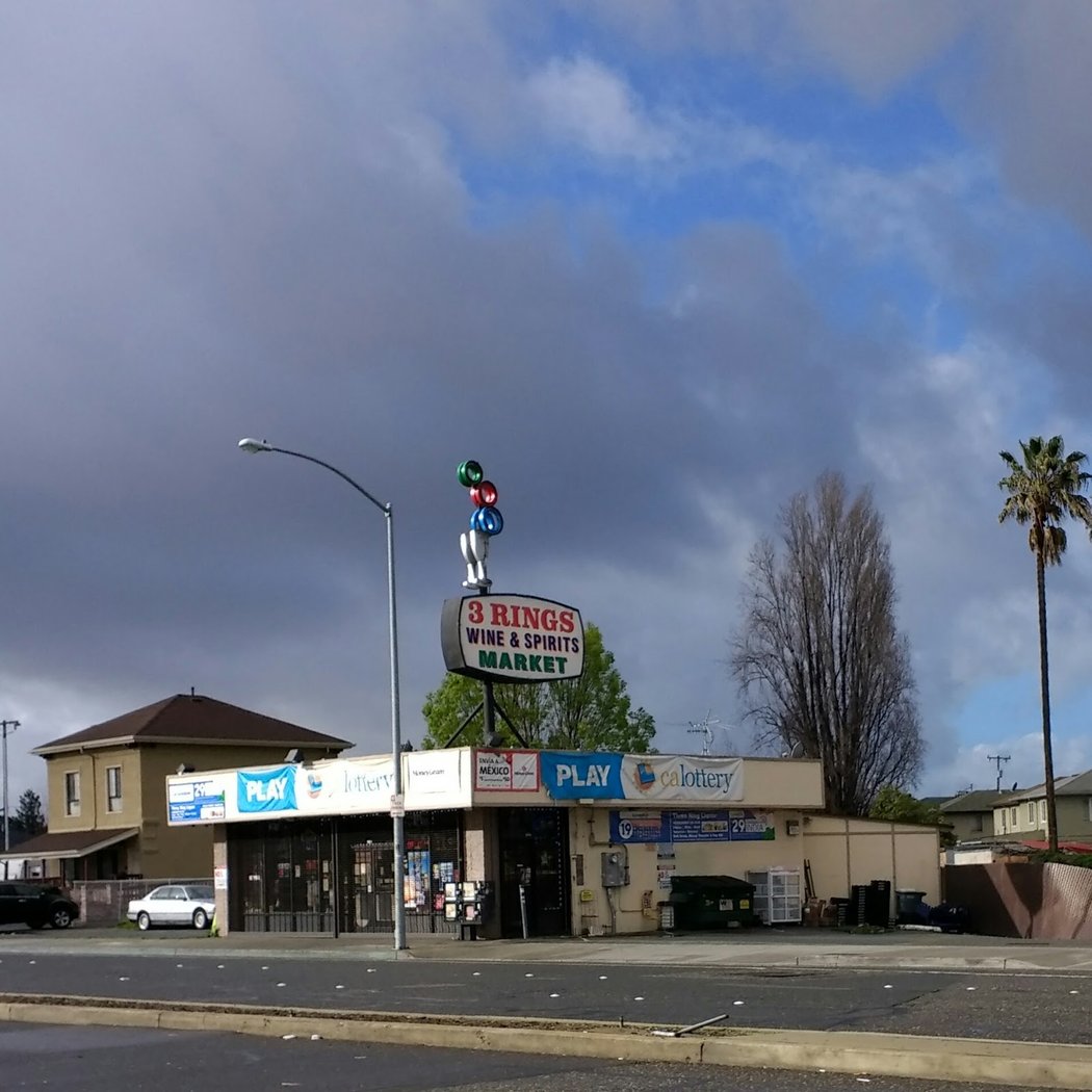 3 Rings Wine & Spirits Market 2