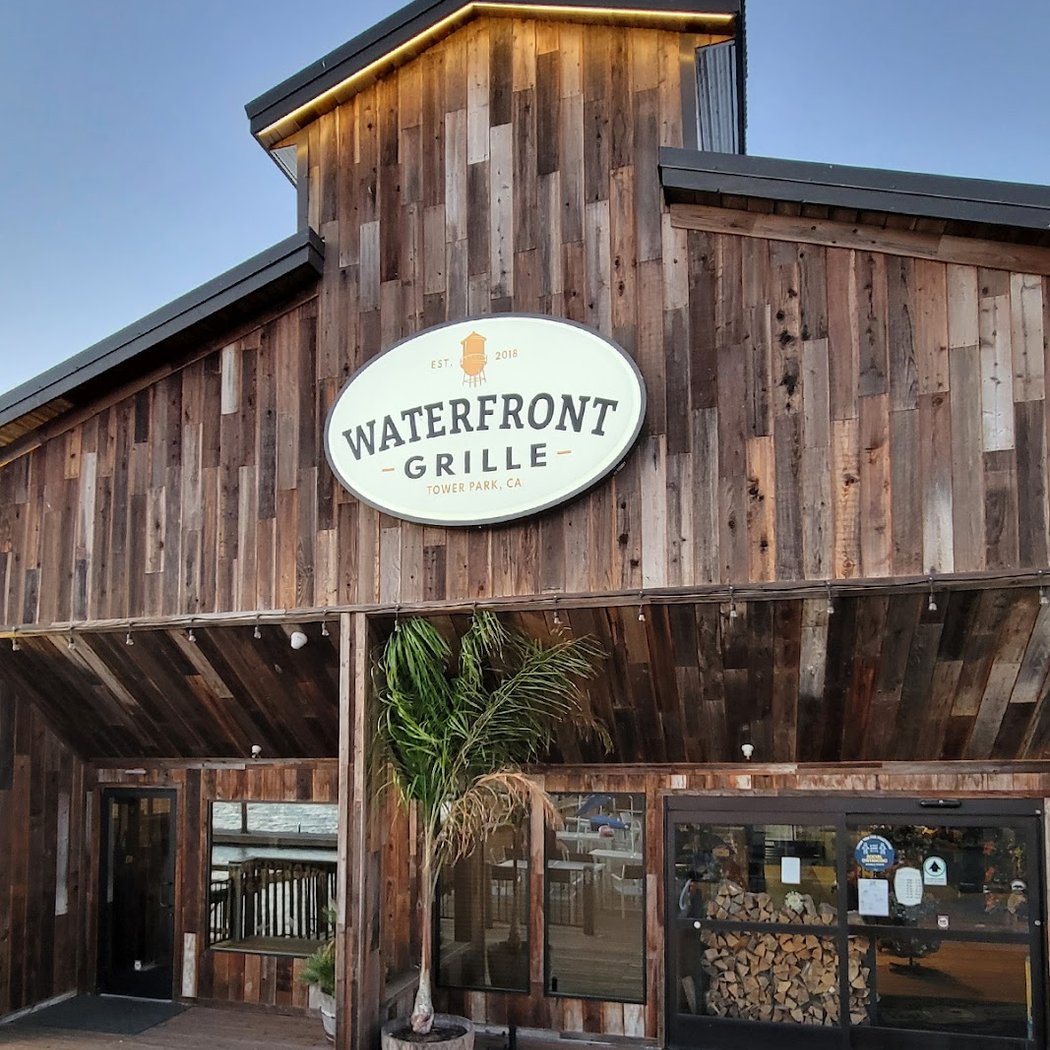 Tower Park Waterfront Grille 2