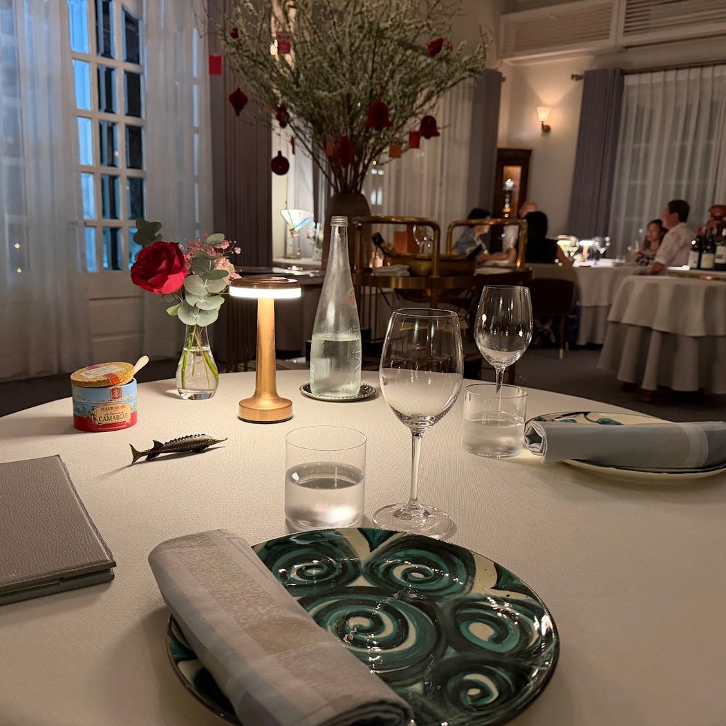 La Villa French Restaurant 3