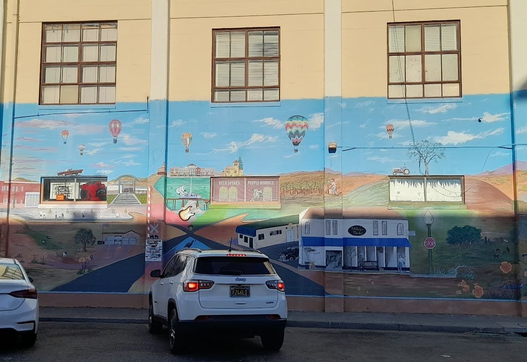 Pohley's Market 2