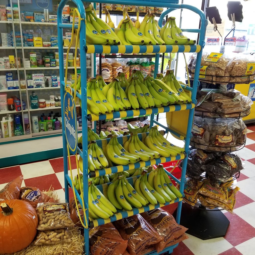 Familia Foods Market 3