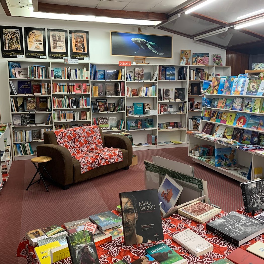 Librairie Caledo Livres 3