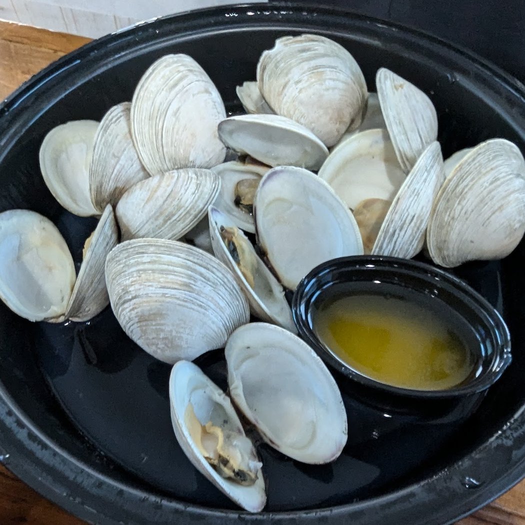 Betty's Seafood Shack 3