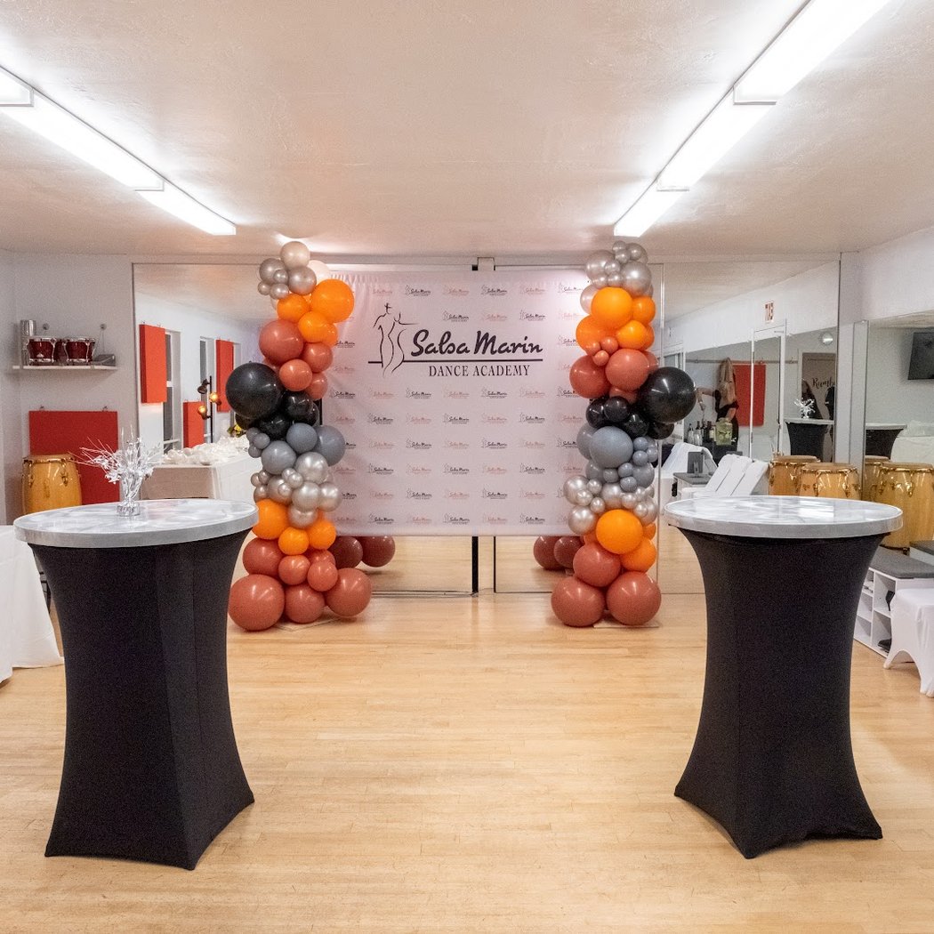 Salsa Dance Marin Winter Party 3