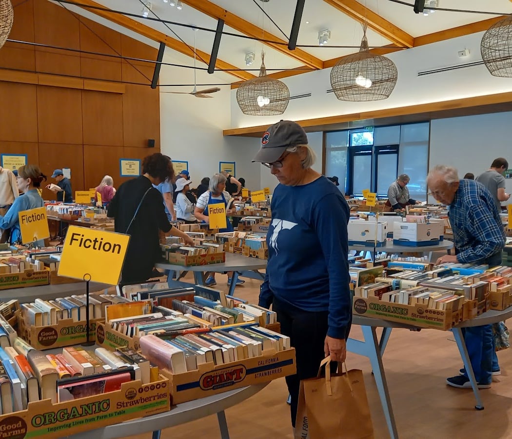 Friends of the Library of Los Altos and Community 1