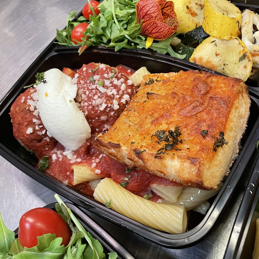 Red Sauce Meatballs Food Truck 1