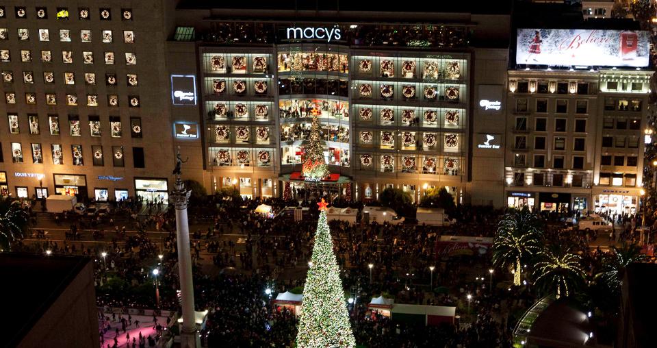 SF’s 2025 Macy’s Union Square Great Christmas Tree Dazzles 1