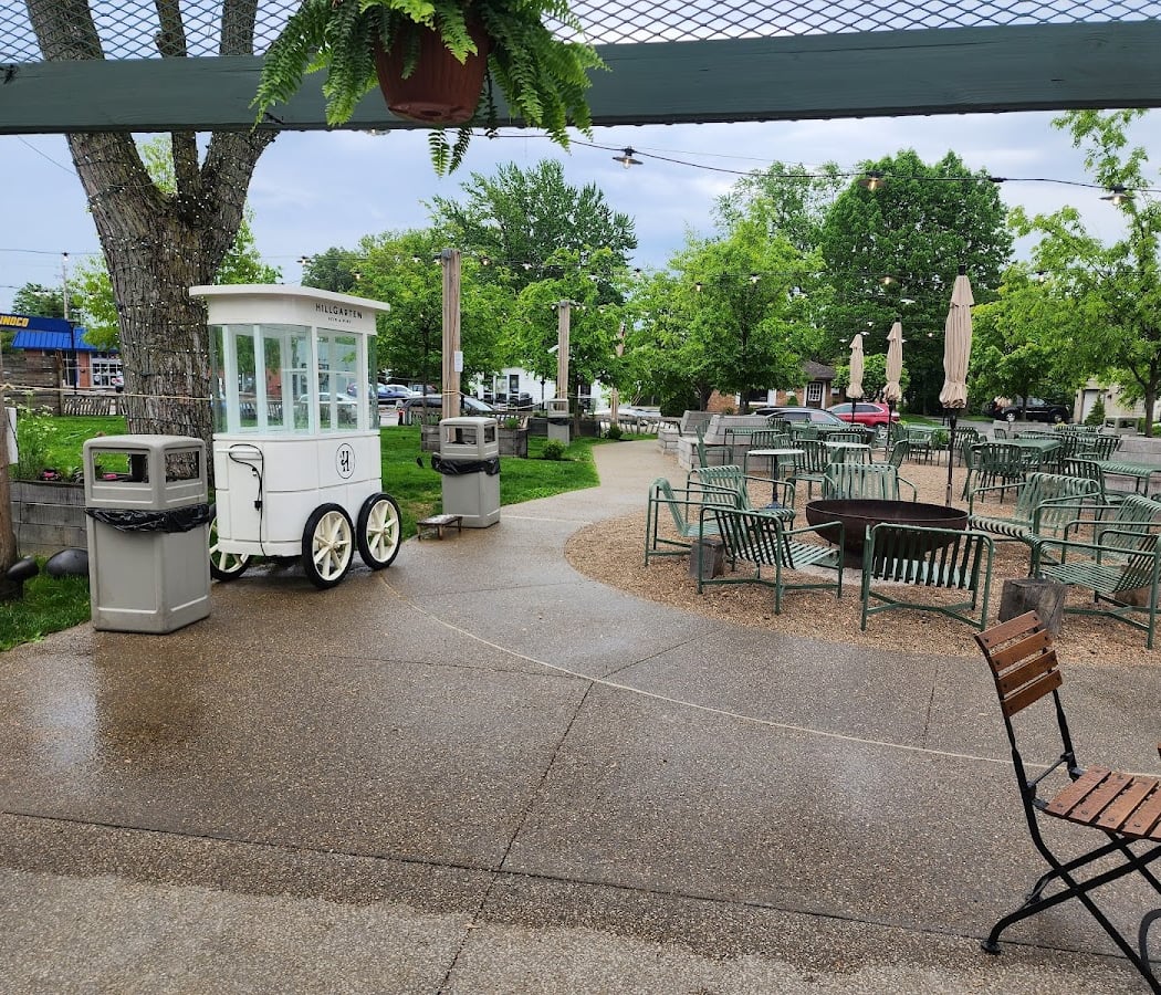 Live Music at HillGarten 1