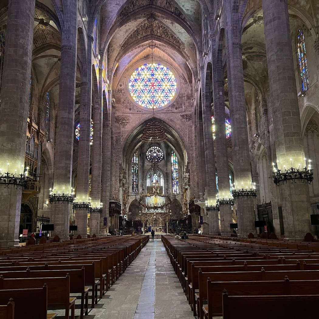 Gaudí en la Seu de Mallorca. Liturgia, arte y modernidad 3