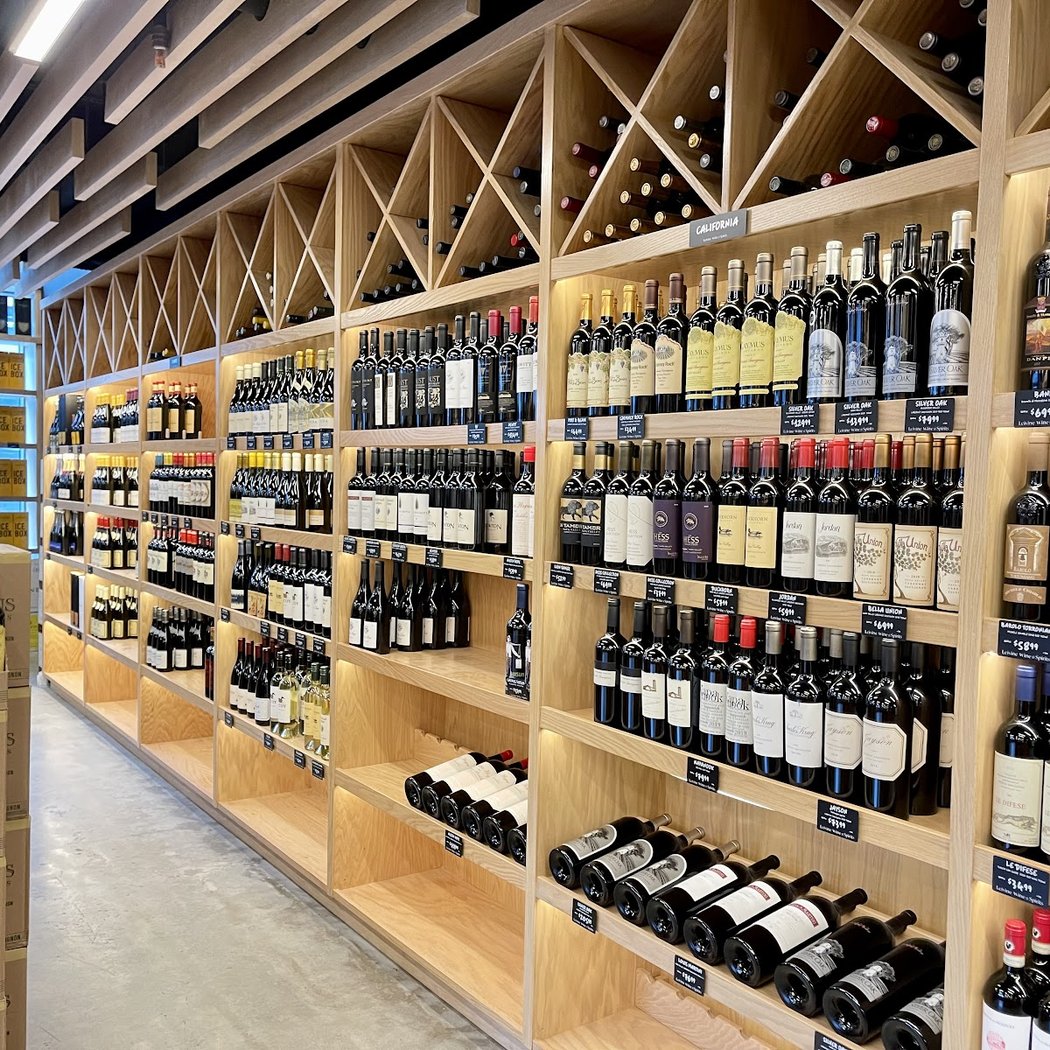Leivine Wine & Spirits 3