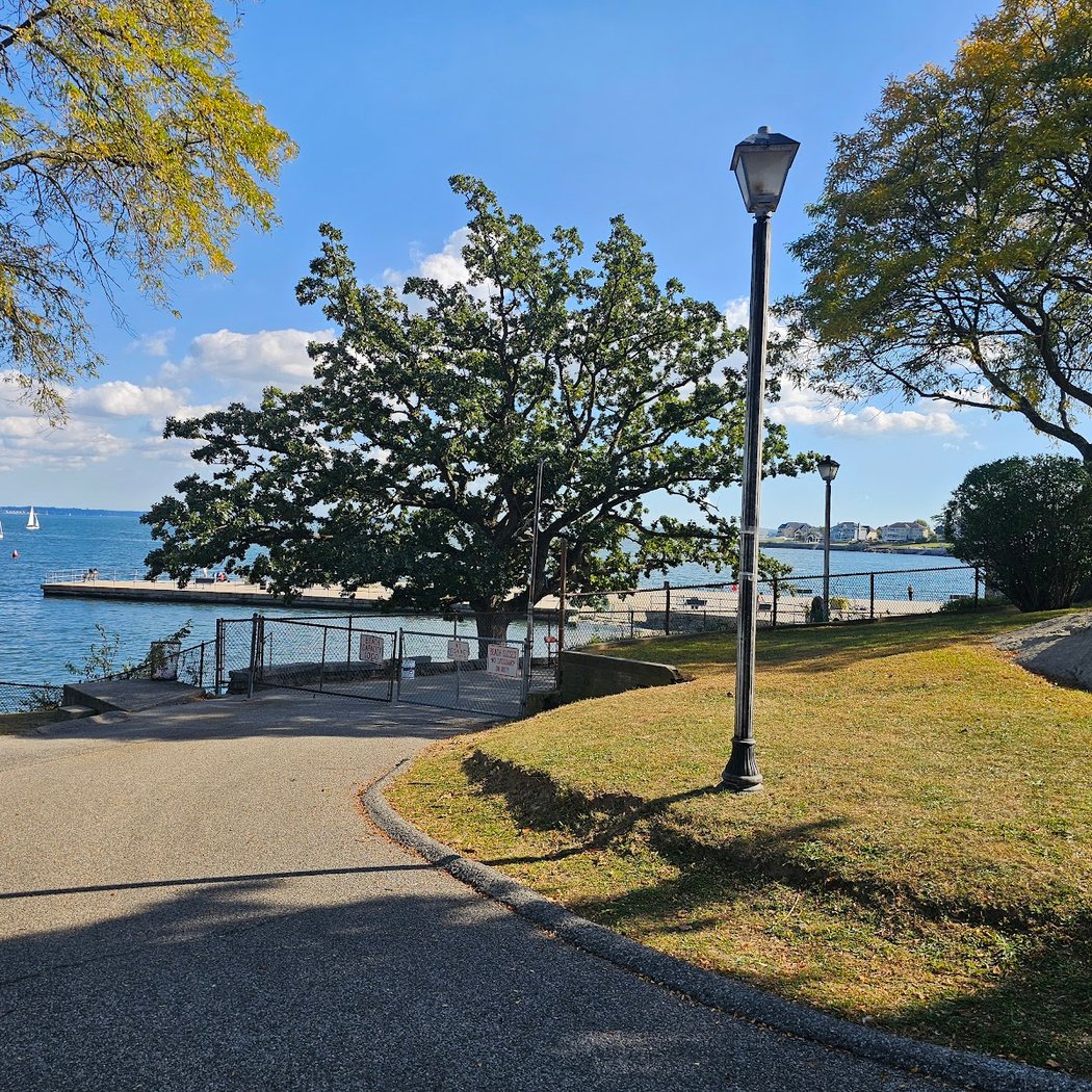 Hudson Park & Beach 3