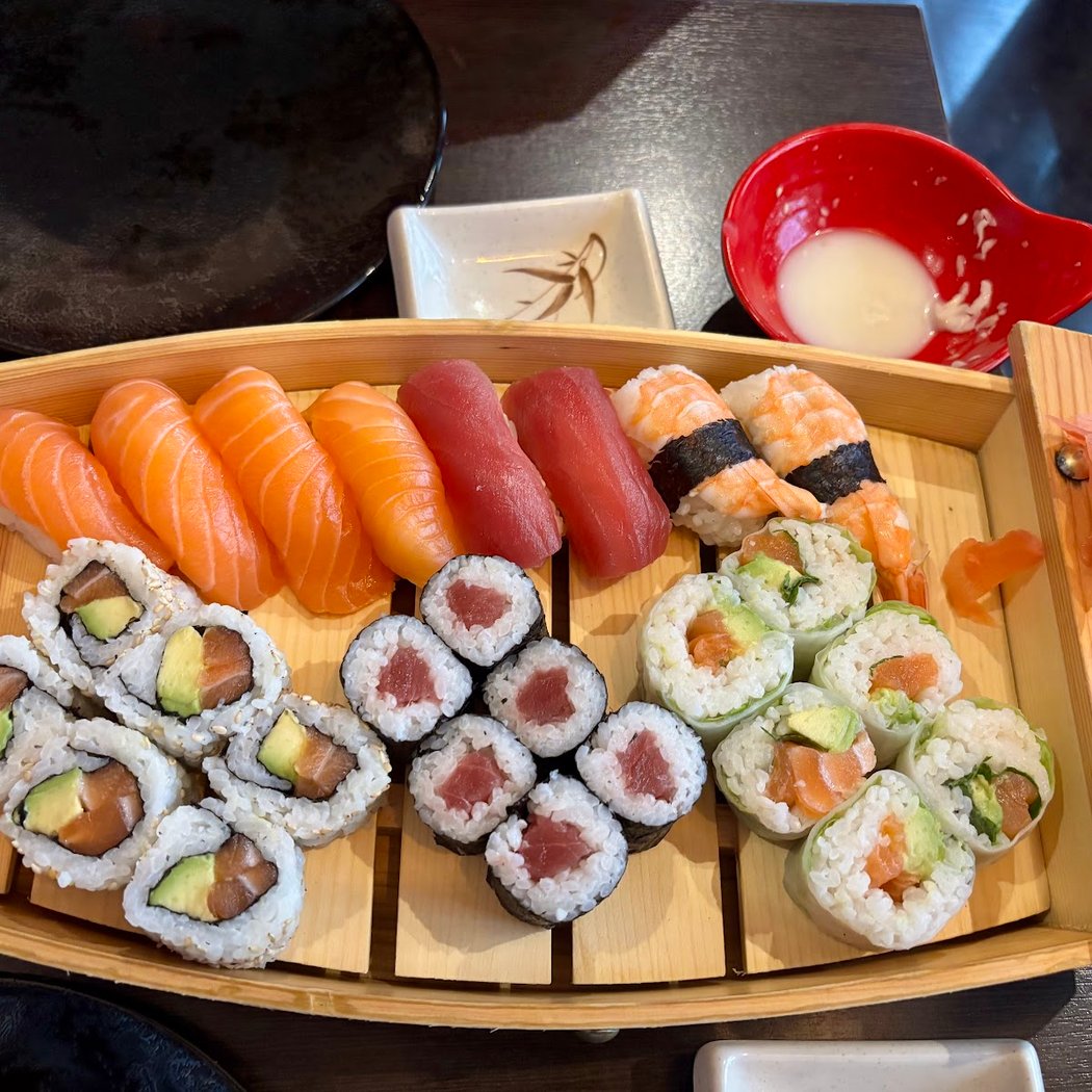 Shinjuku Sushi 1