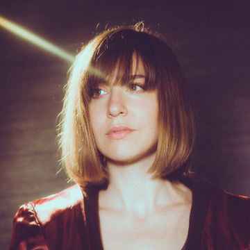 Laura Stevenson 1