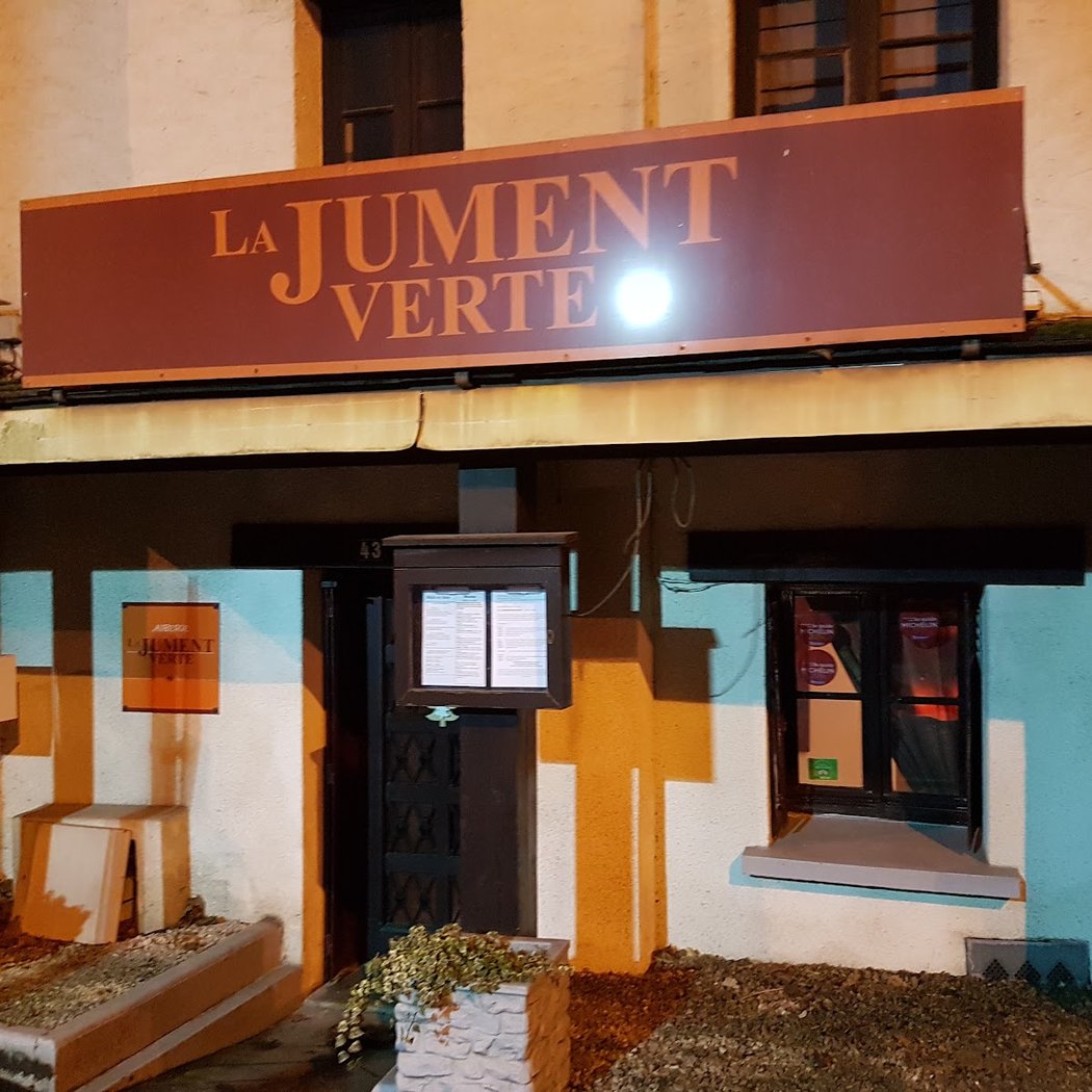 AUBERGE LA JUMENT VERTE 2