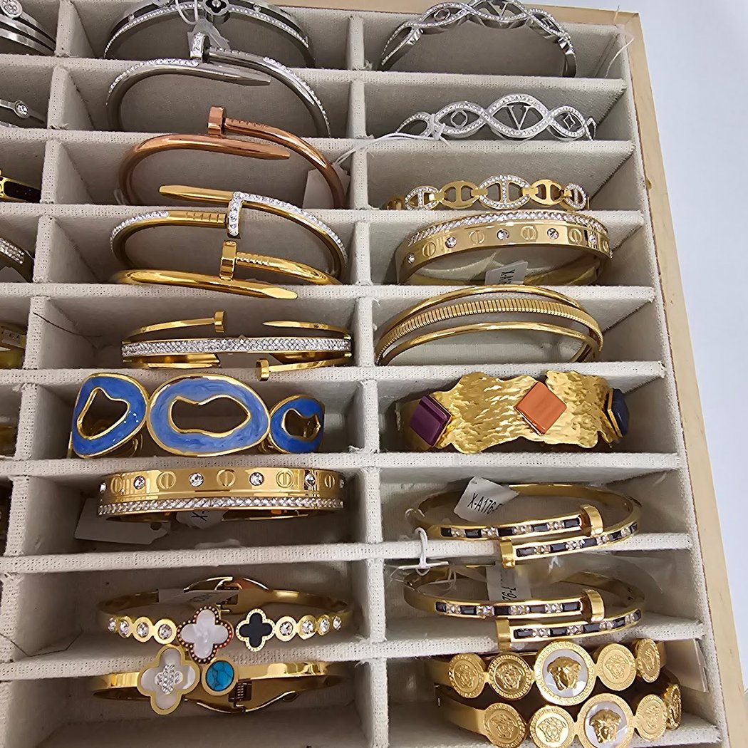 CONROMU JEWELRY 3