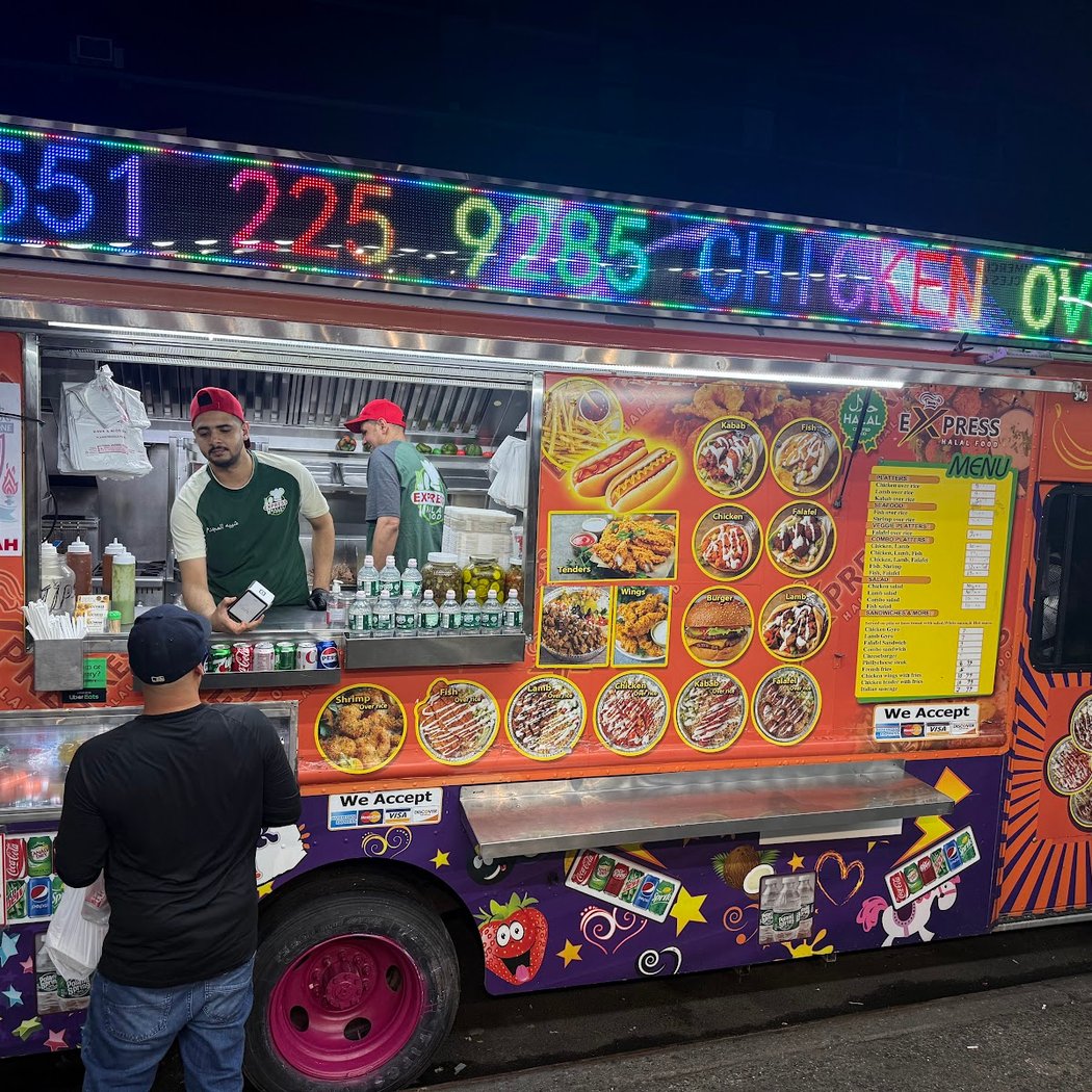 Express Halal Food truck 3