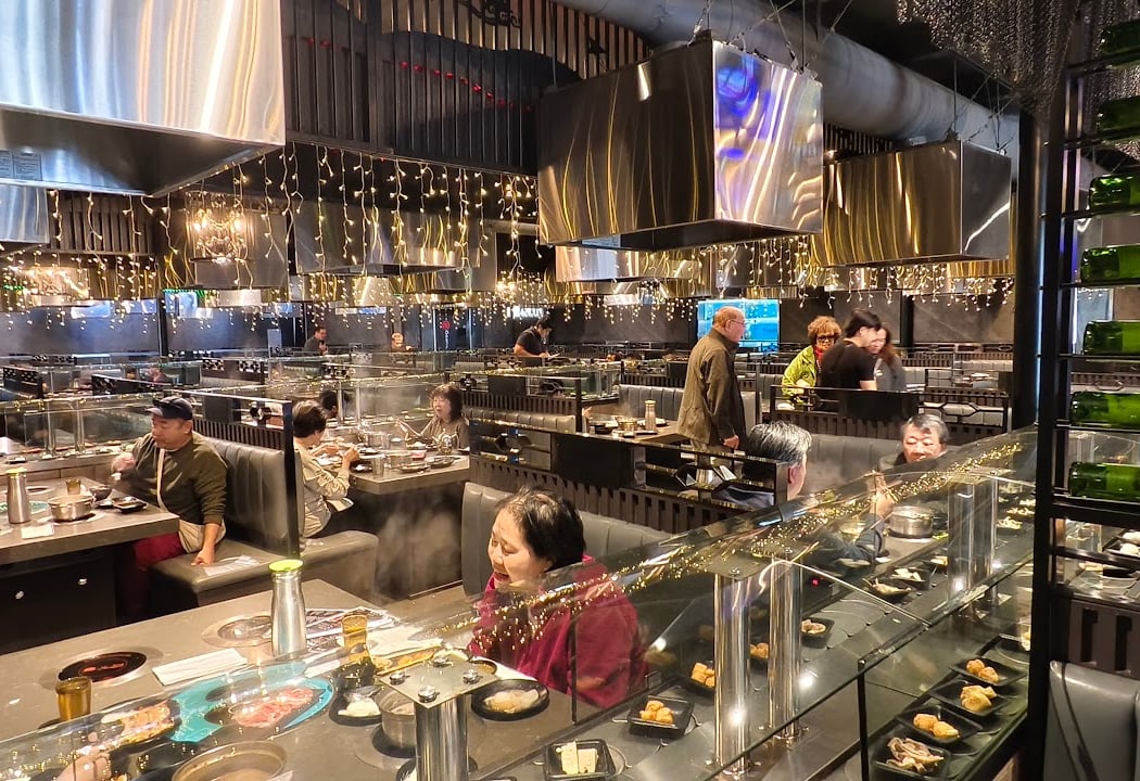 Seapot Hot Pot & Bar 3