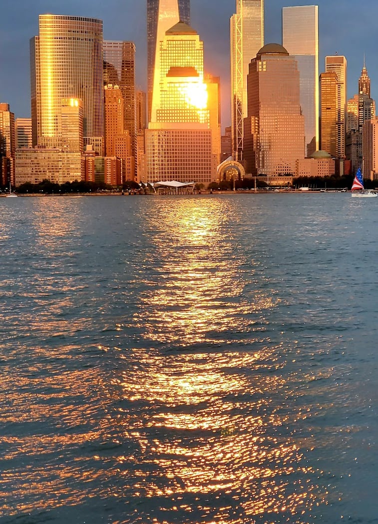 Eco-Cruise aboard the Manhattan II 3