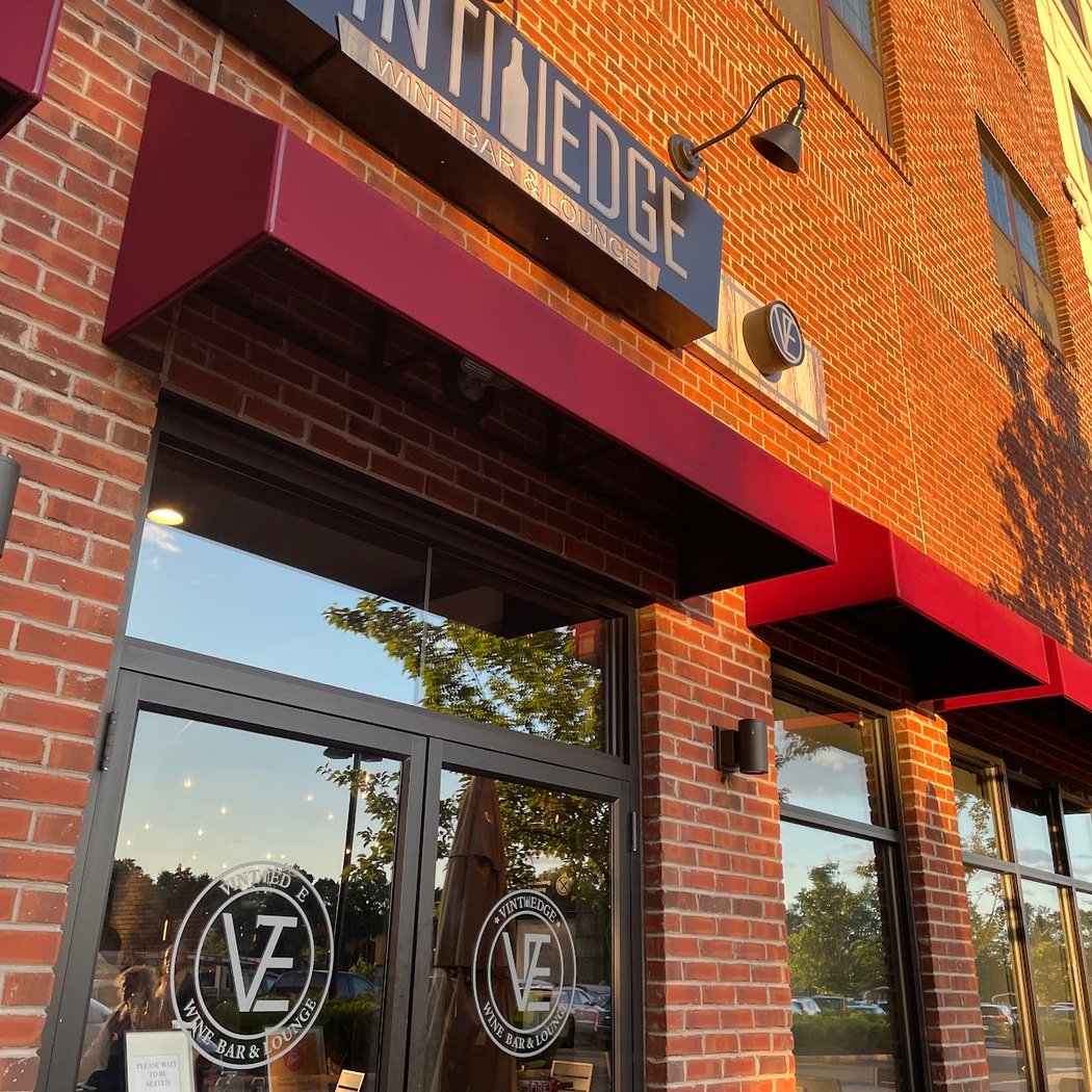 VintEdge Wine Bar & Lounge 3