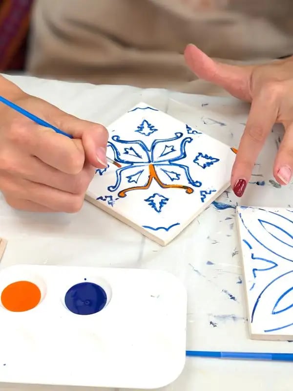 Tile Painting Workshop ft. Alzuleycha