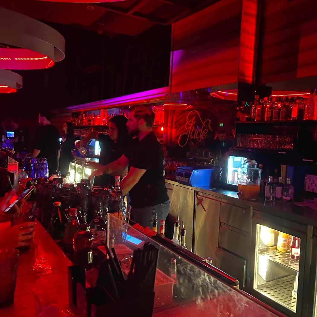 LA BOUTIQUE 2