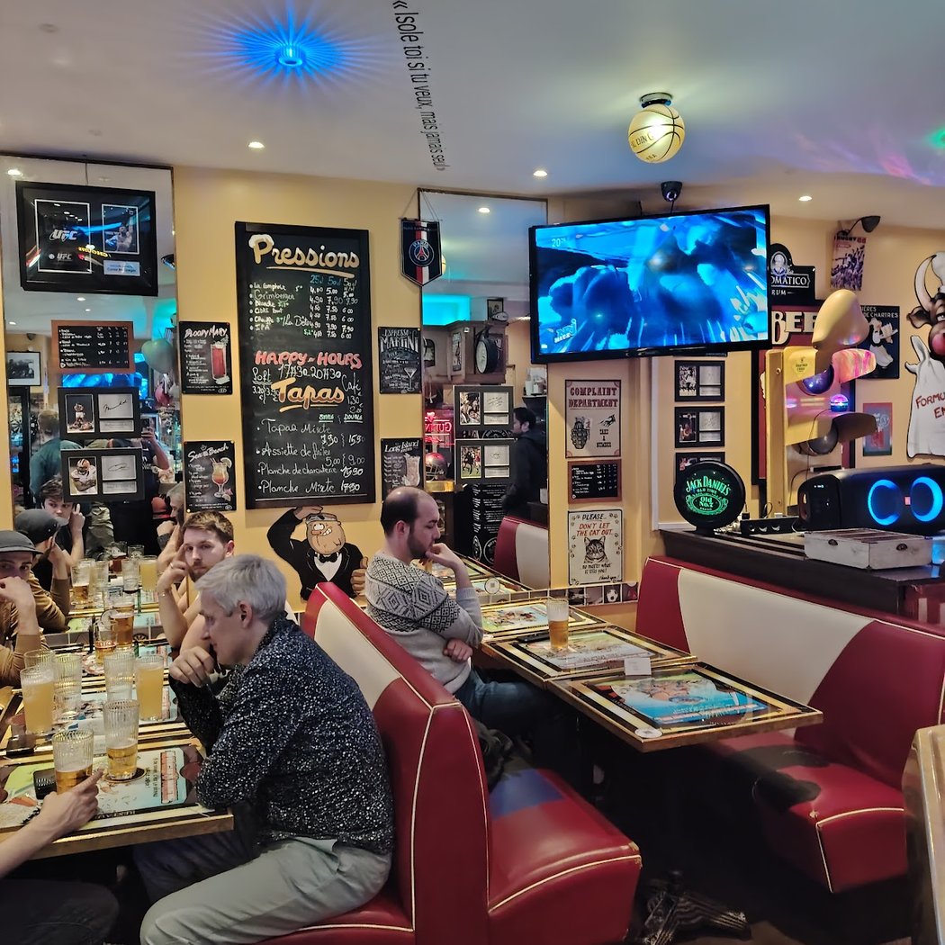 Le Comptoir Sport Bar 5