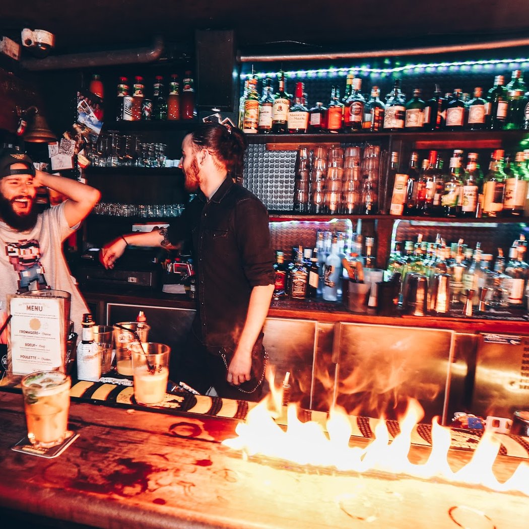 Shannon Pub 1