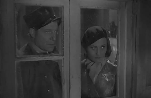 Film Screening – “Port of Shadows” 1
