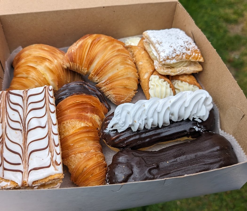 Domenick's Nepperhan Italian Pastry Shop 1