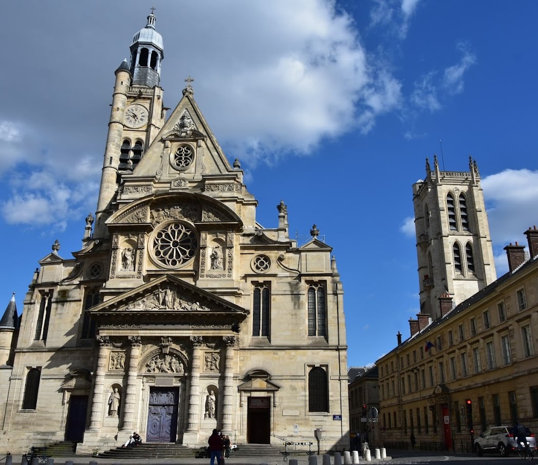 Hunt for Treasures at Rue Mouffetard 3