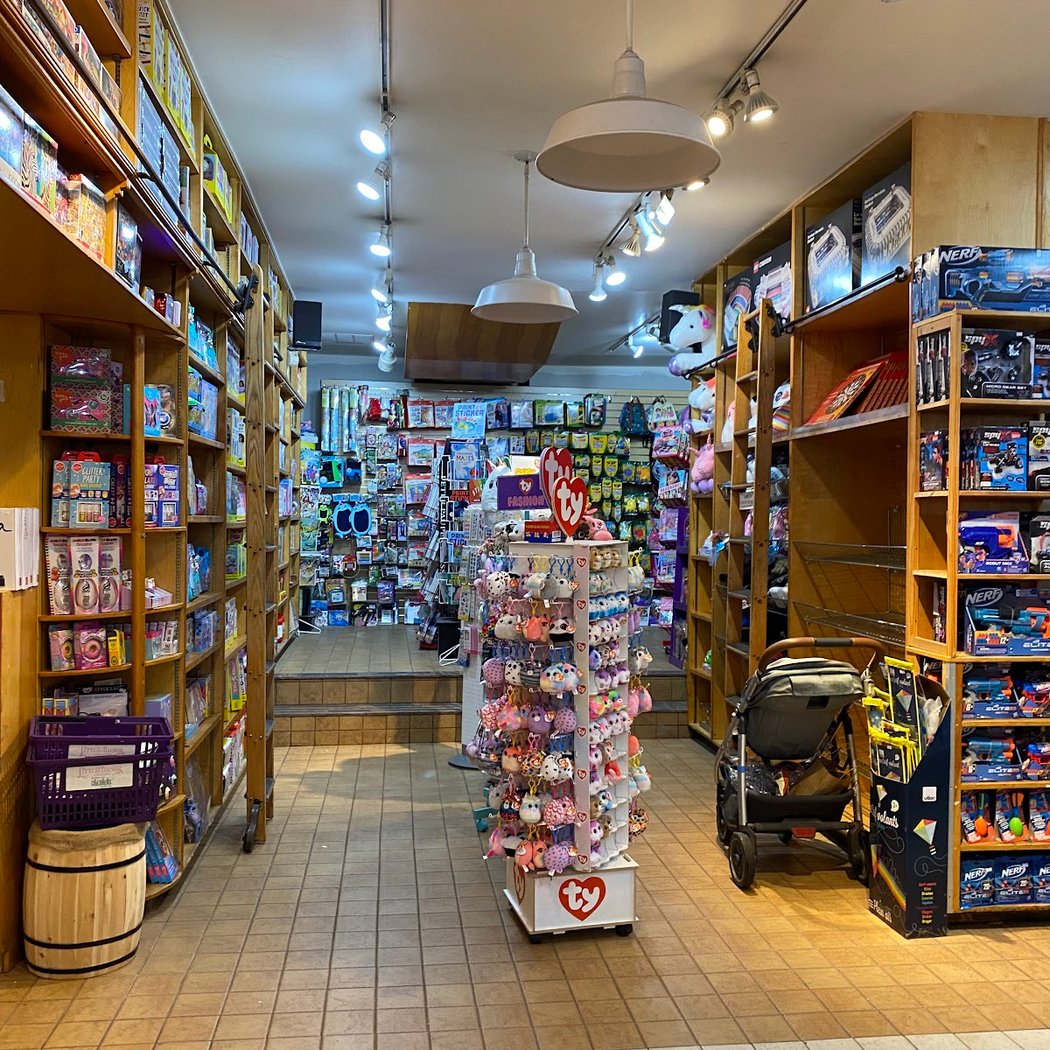 Little Things Toy Store 3
