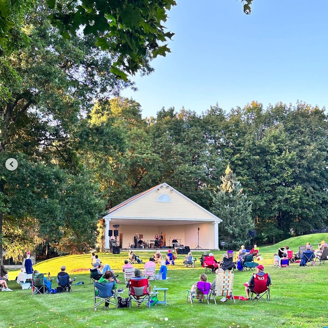 Millbrook Arts Group Summer Sunset Concert Series 1