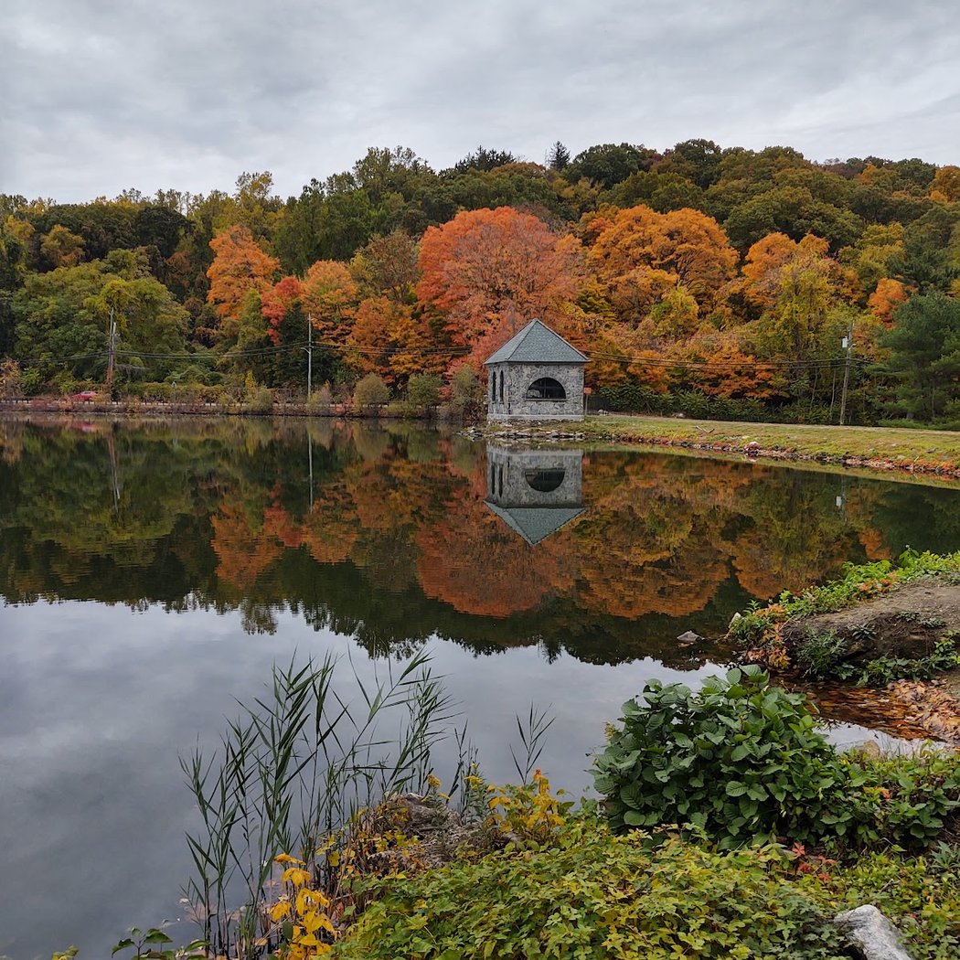 Tarrytown Lakes Park 1