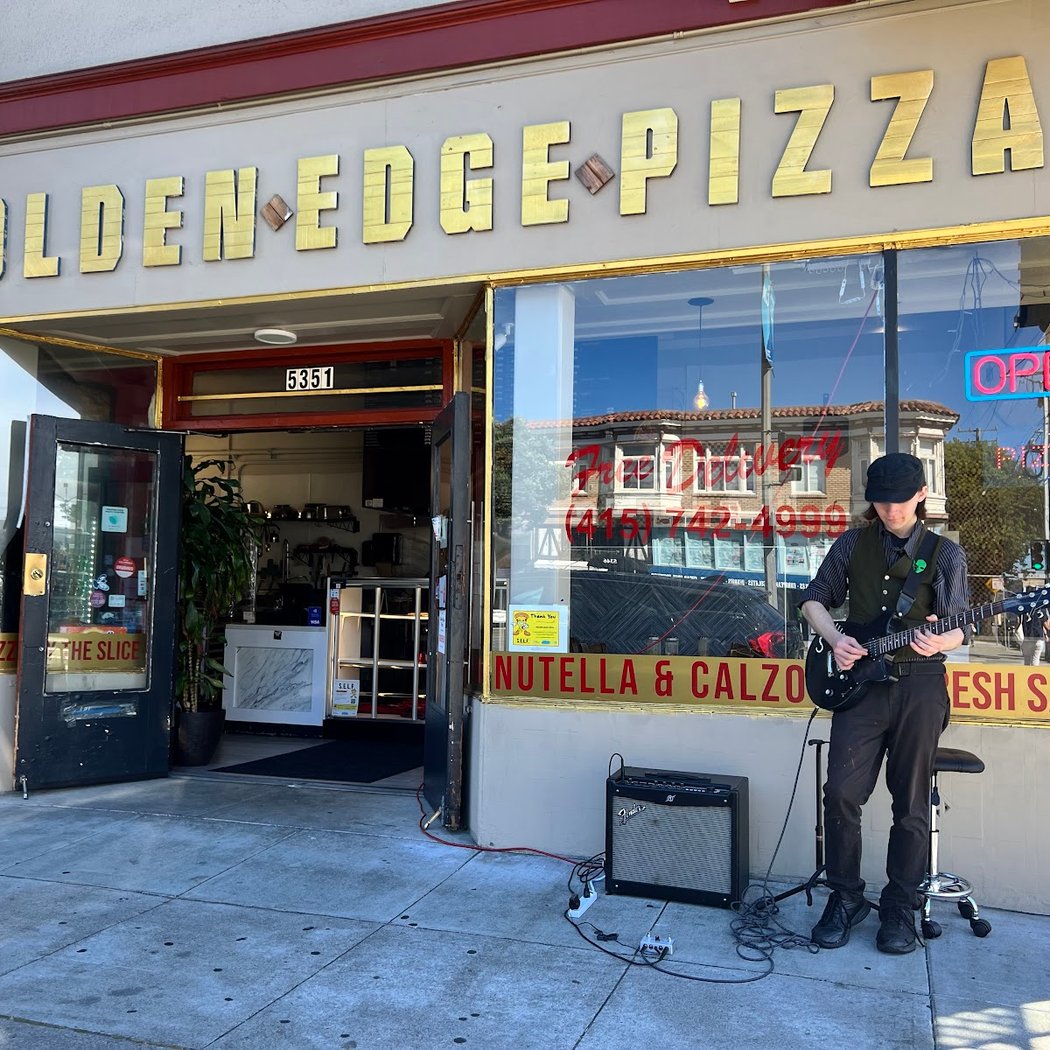 Golden Edge Pizza 2