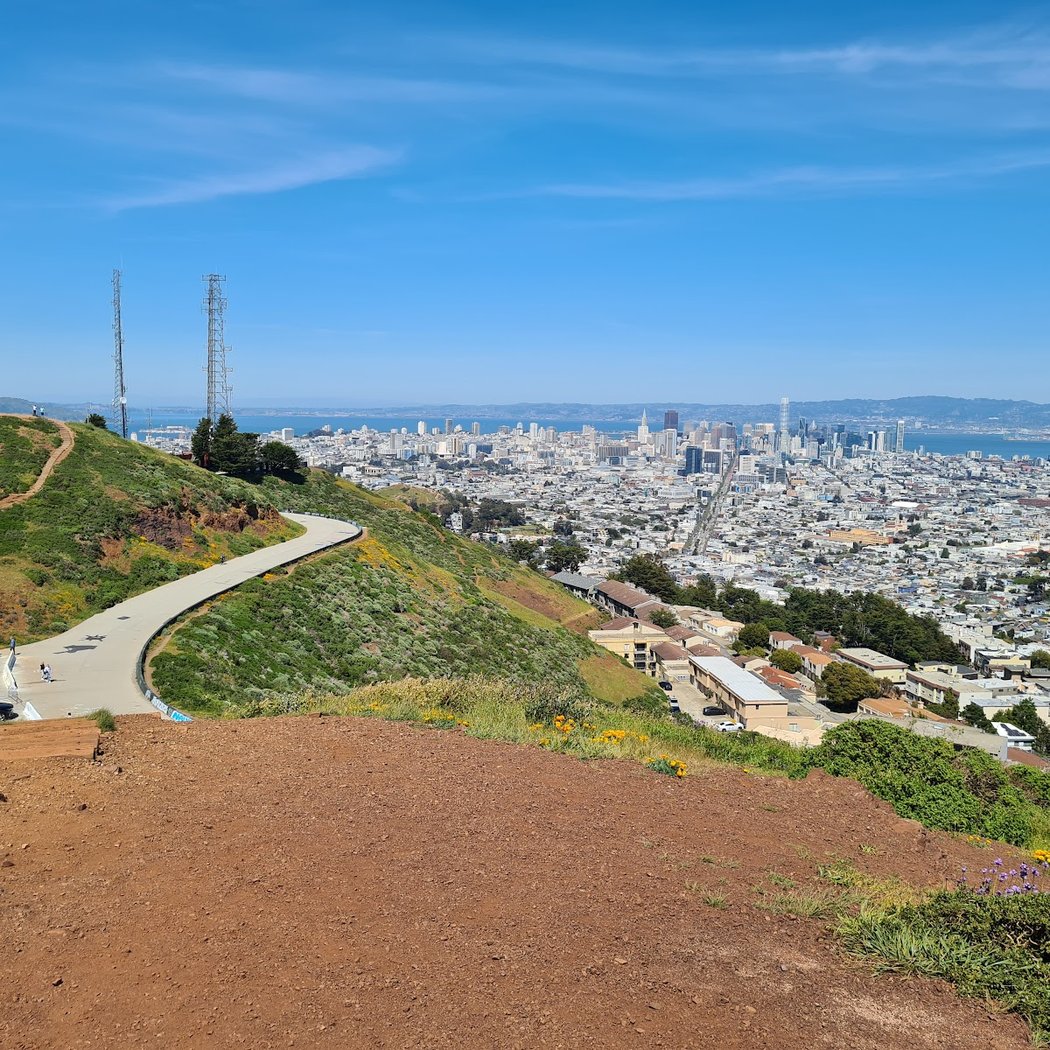 Noe Peak 2