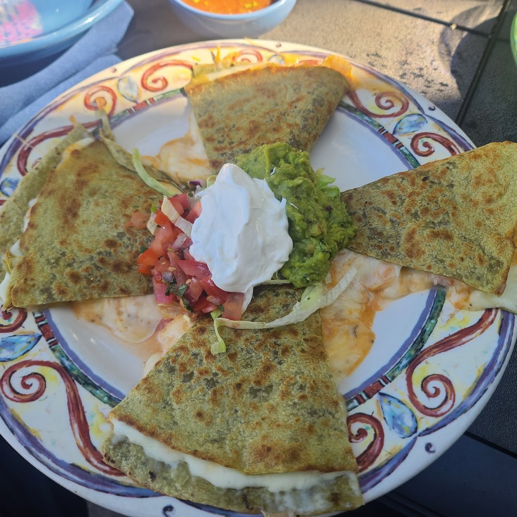 Saylor's Restaurant & Bar 4