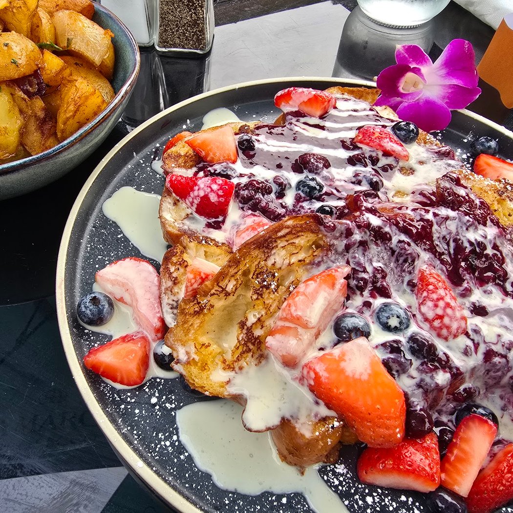 Eggy’s Neighborhood Kitchen 3