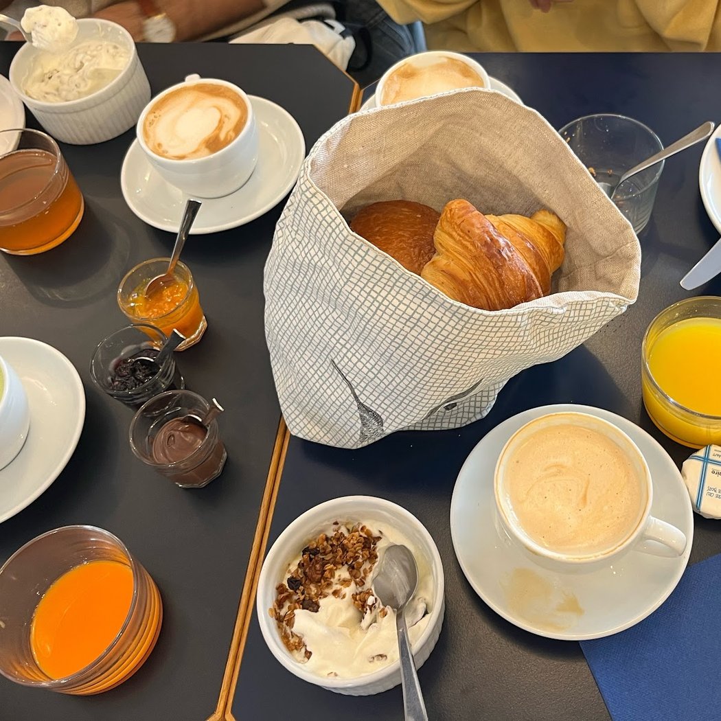 Brunch at Restaurant Glaz