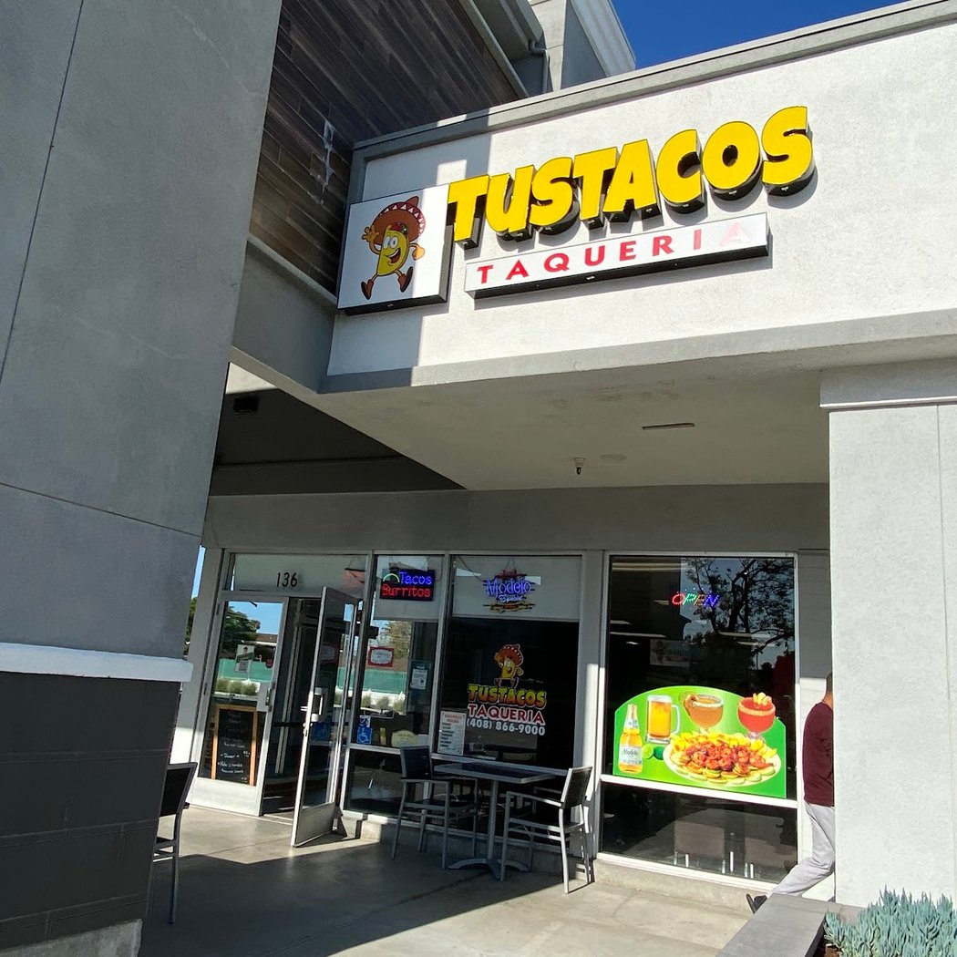 Tustacos Taqueria 2