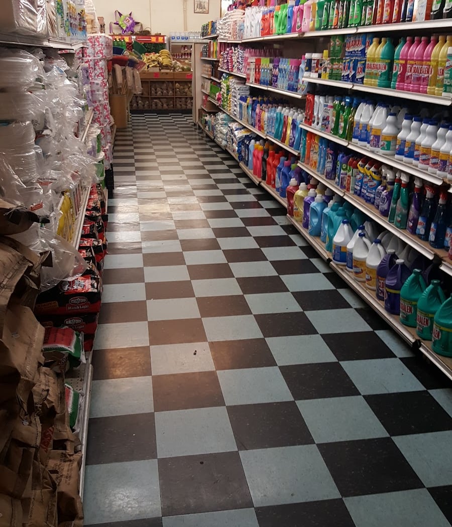 Los Cuates Meat Market 3