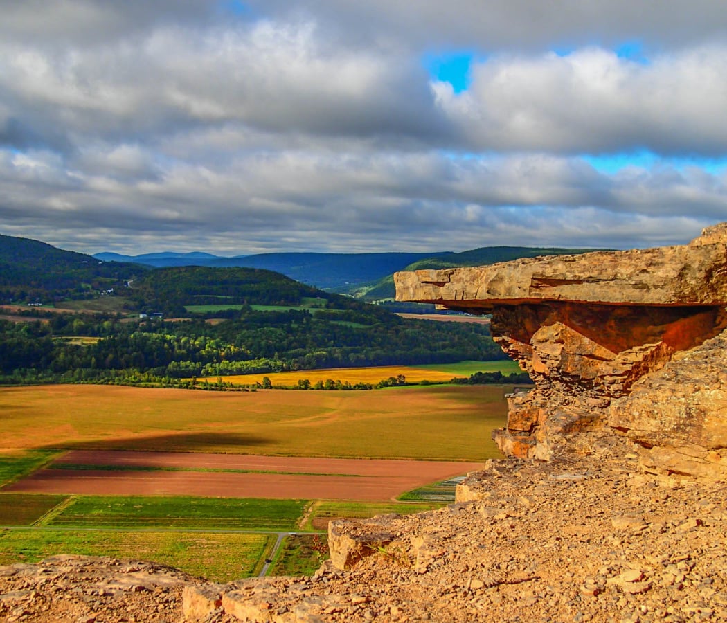 Vroman's Nose Hiking Trail 2