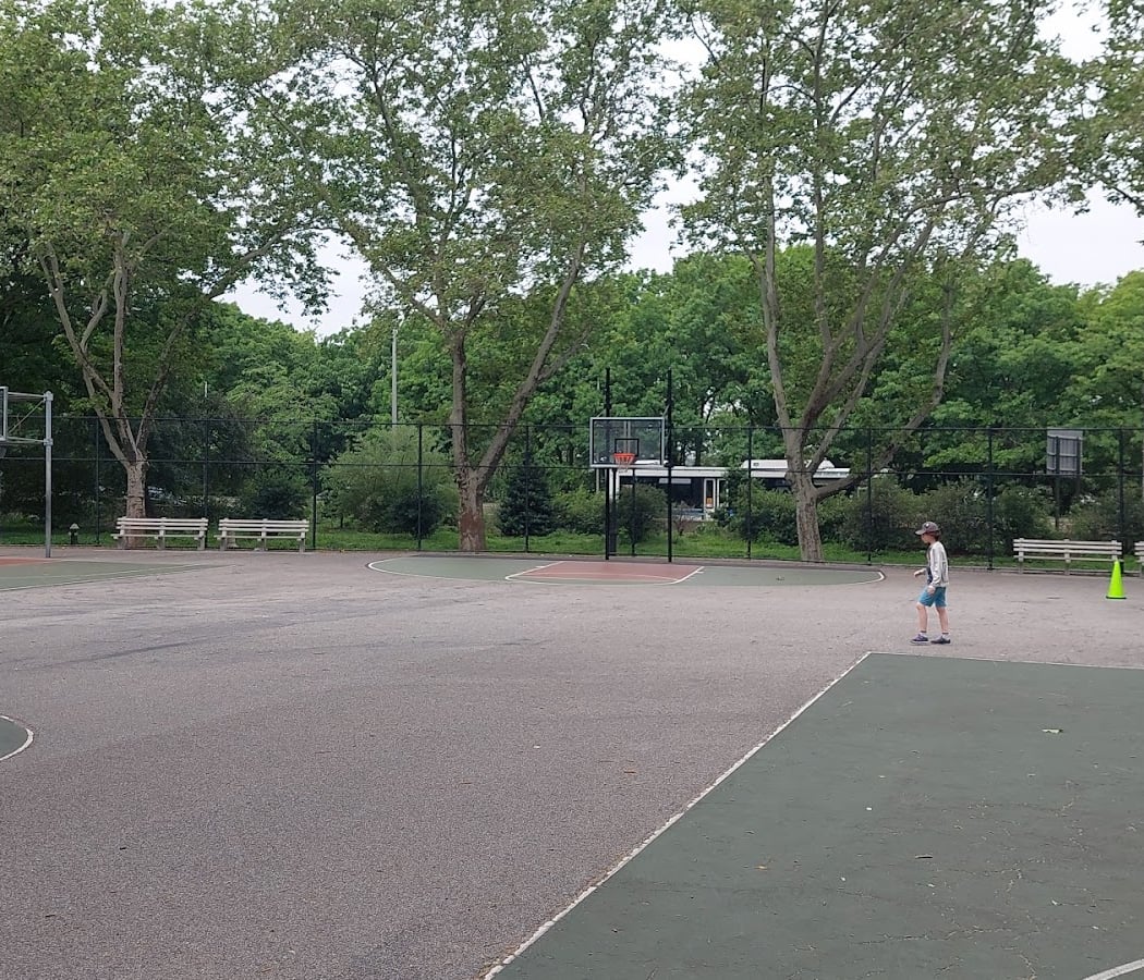 76th Street Basketball Courts 3