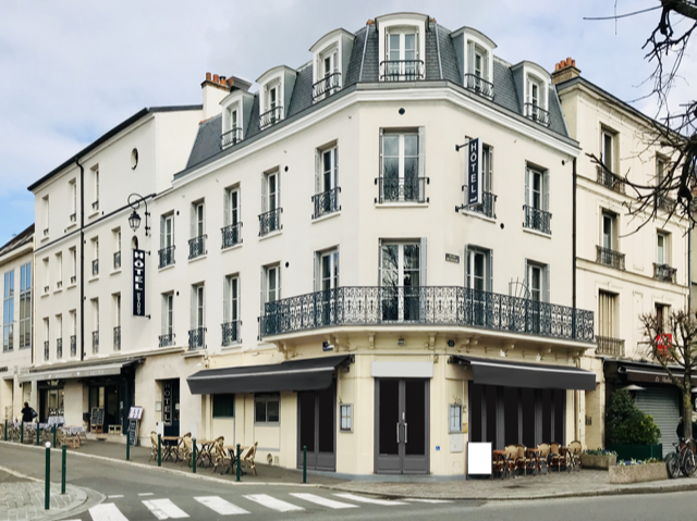 Hôtel le Richelieu Fontainebleau 1