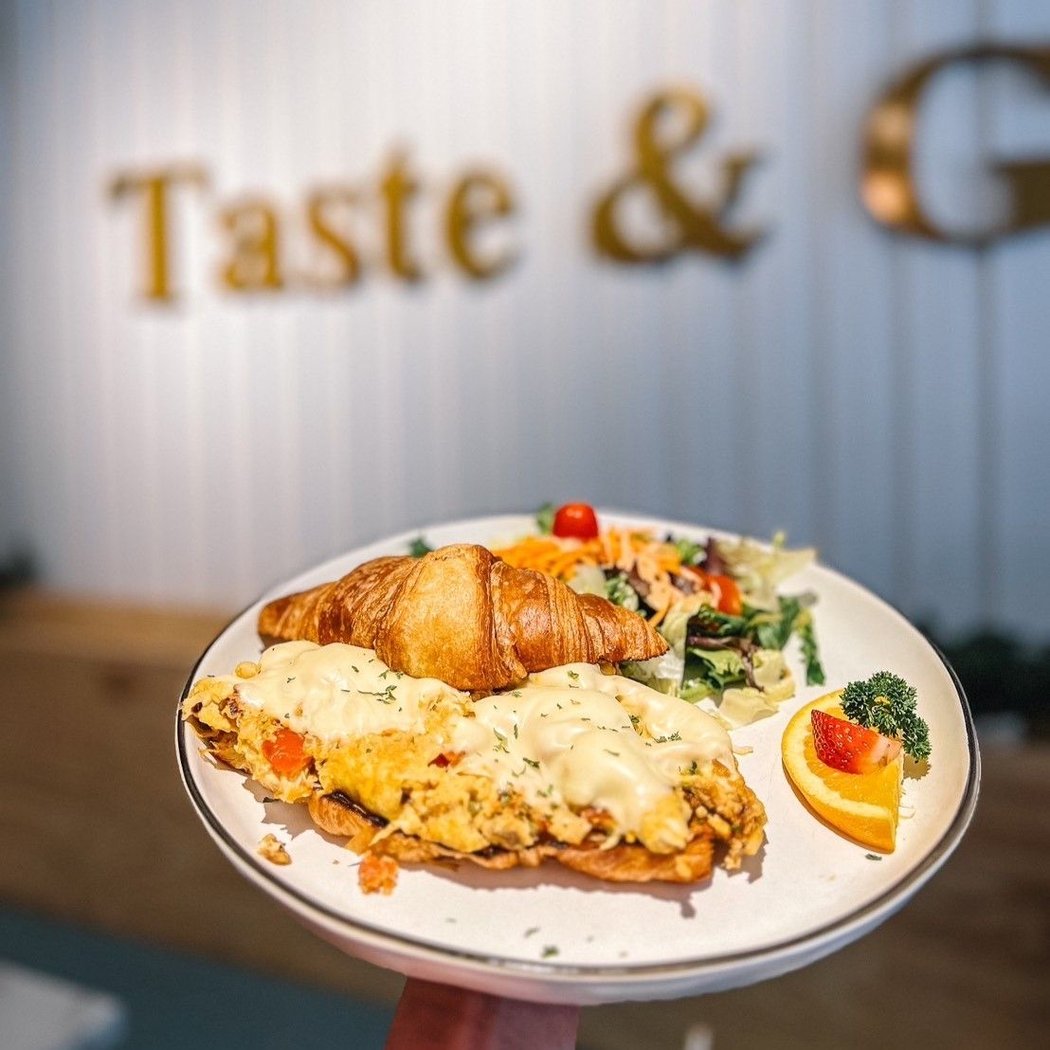 Taste and Glory 1