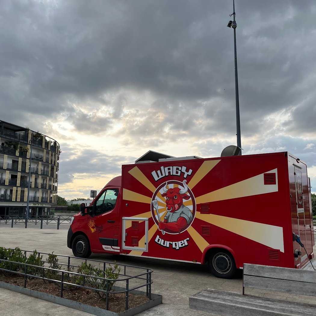 Wagy Burgers food truck 2